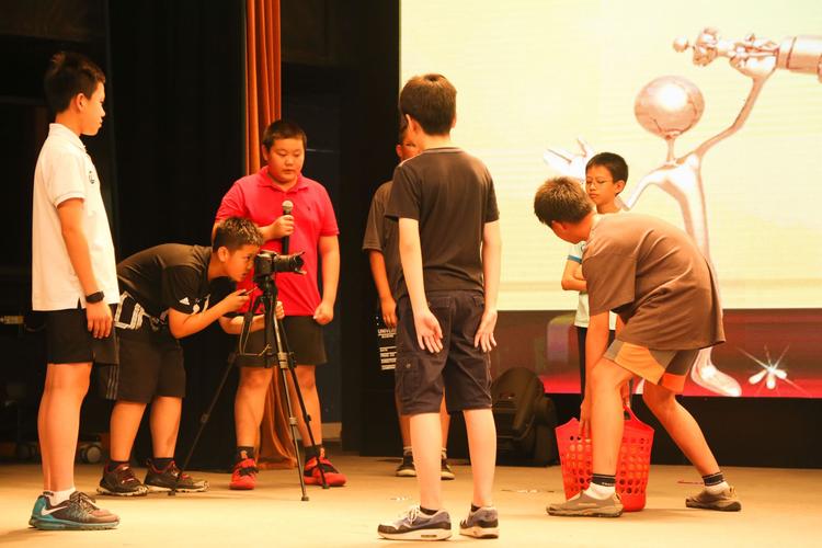 史家教育集团小学生拍摄40余部微电影献礼"毕业季"